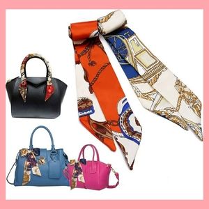 New 🎀 Twilly Scarf Set (2)